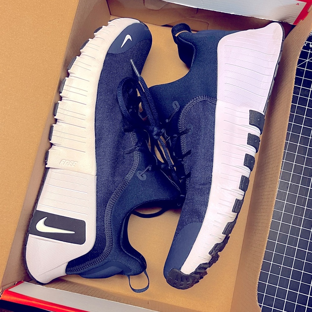 Nike Free Metcon 6 TB Men’s size 11 Navy Blue White Black